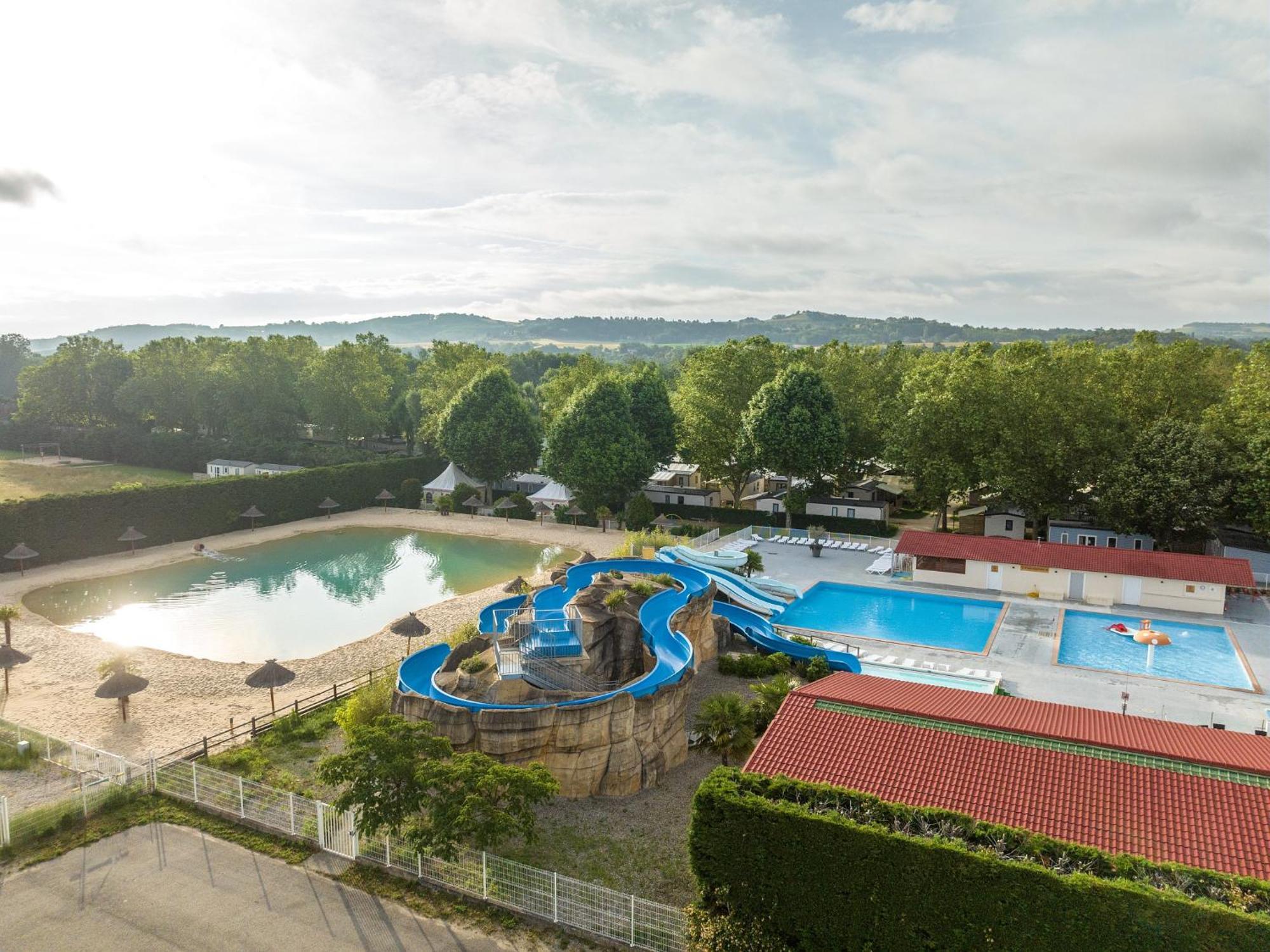 Camping Chateau De Galaure Chateauneuf-de-Galaure المظهر الخارجي الصورة